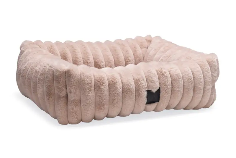 Designed by Lotte Kattenmand Rechthoekig Reza — Roze